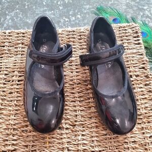 Danskin Freestyle Black Tap Shoes